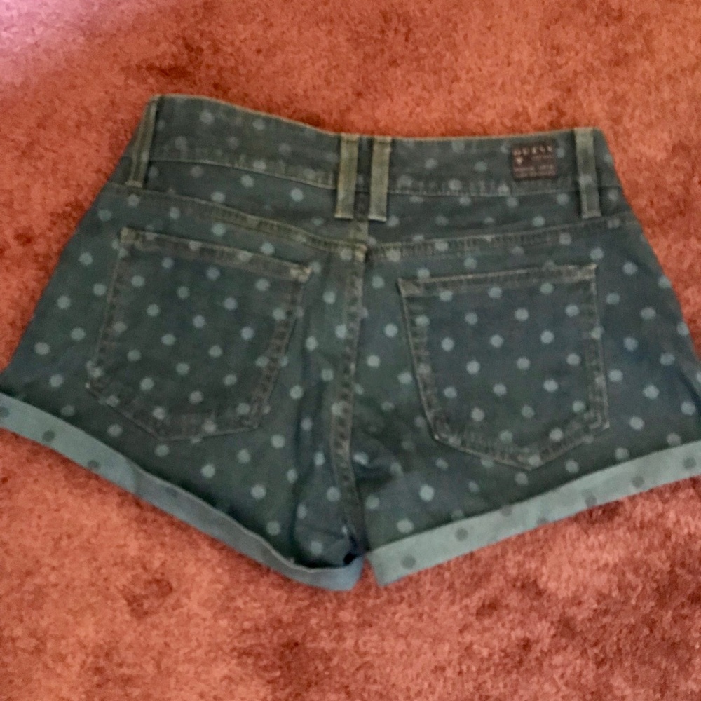 Guess High Rise shorts - Picture 2 of 6